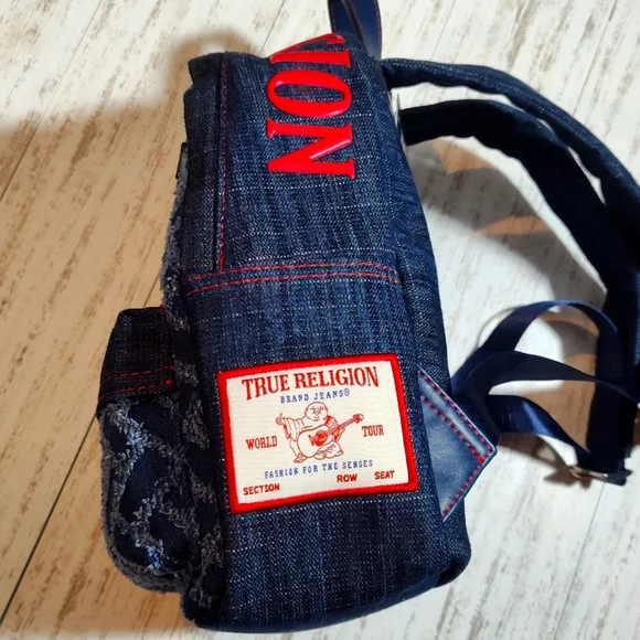 Mini 🎒 - Picture 5 of 5